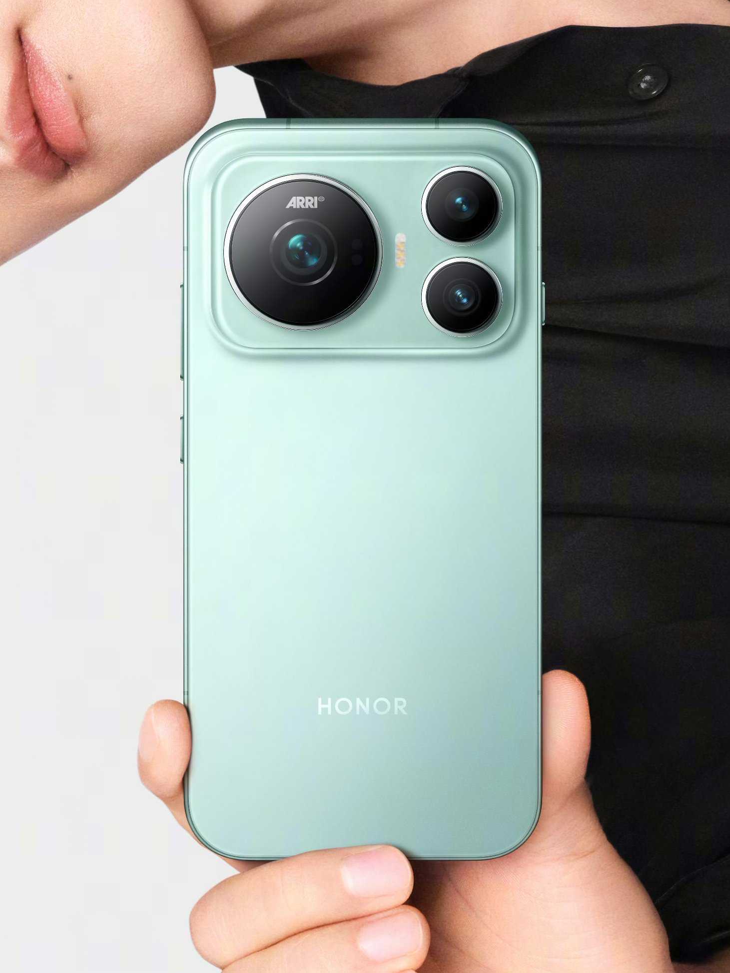 Honor Magic 9 in Olive Green color